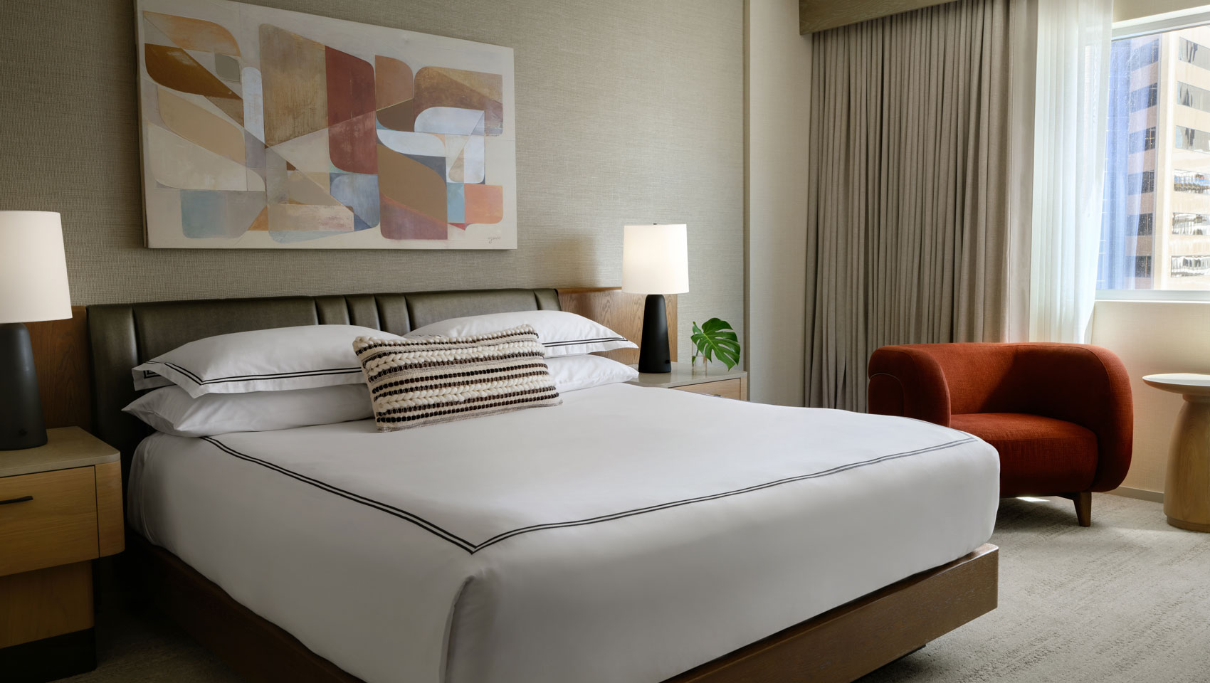 Hotel Palomar Phoenix 1 King Guestroom